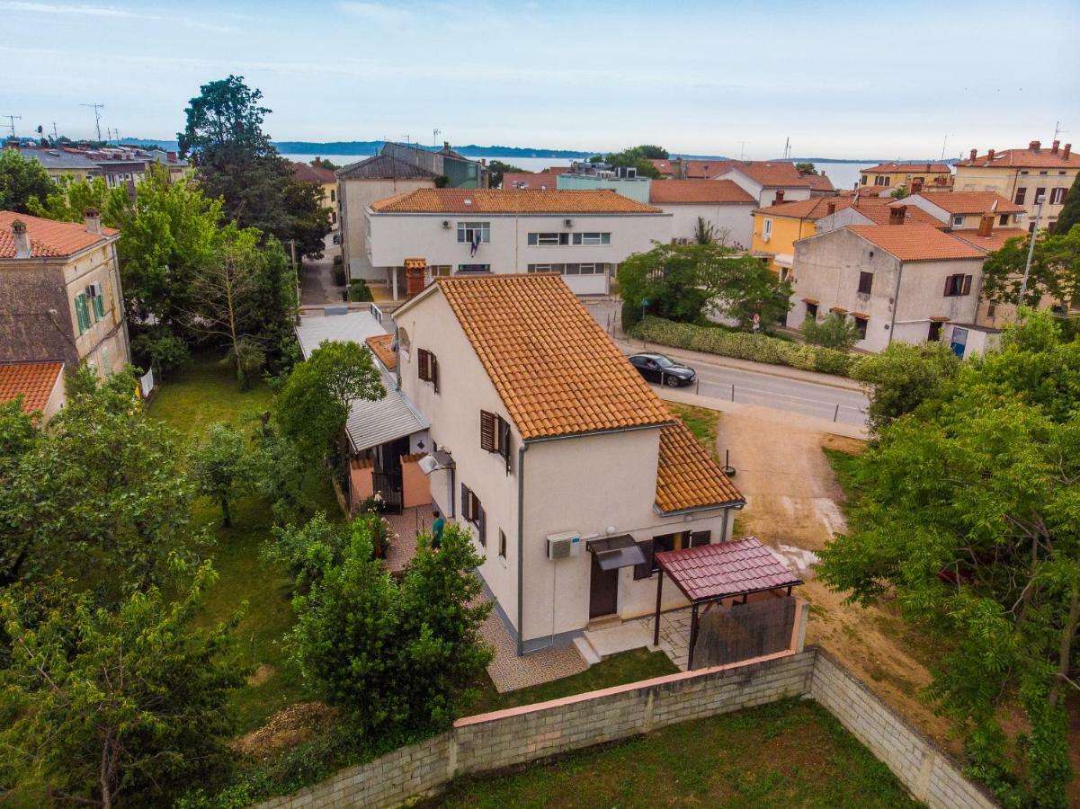 Apartments Centar 365 Fazana Exterior photo